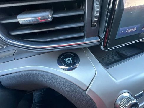 Used 2023 Ford Explorer XLT w/ Equipment Group 202A RWD image 26