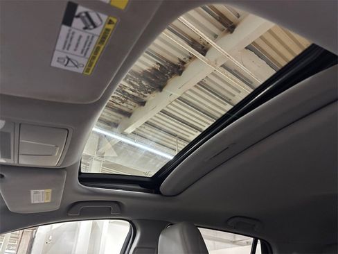 Used 2018 Acura RDX w/ Technology Package image 30