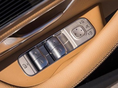 New 2026 Mercedes-Benz GLS 450 4MATIC image 41