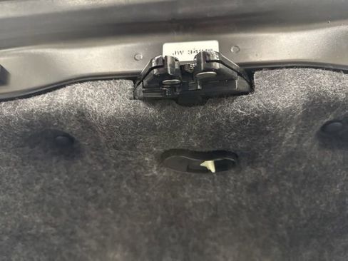 Used 2018 Honda Civic Si image 15