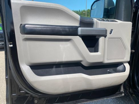 Used 2018 Ford F150 XLT w/ Trailer Tow Package AWD/4WD image 11