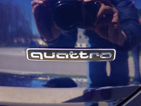 Used 2023 Audi Q3 2.0T Premium Plus w/ Premium Plus Package image 40