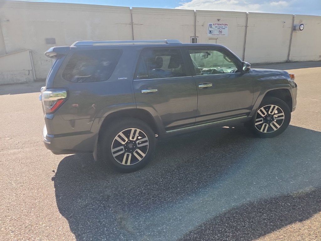 Used 2018 Toyota 4Runner Limited AWD/4WD image 15