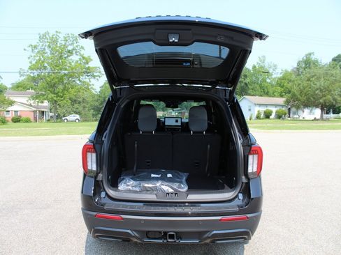 New 2025 Ford Explorer ST-Line w/ Premium Package image 14