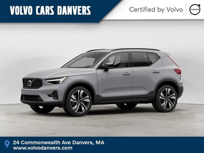 Used 2024 Volvo XC40 B5 Ultimate w/ Climate Package