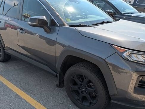 Used 2020 Toyota RAV4 TRD Off-Road w/ TRD Off-Road Weather Package AWD/4WD image 4