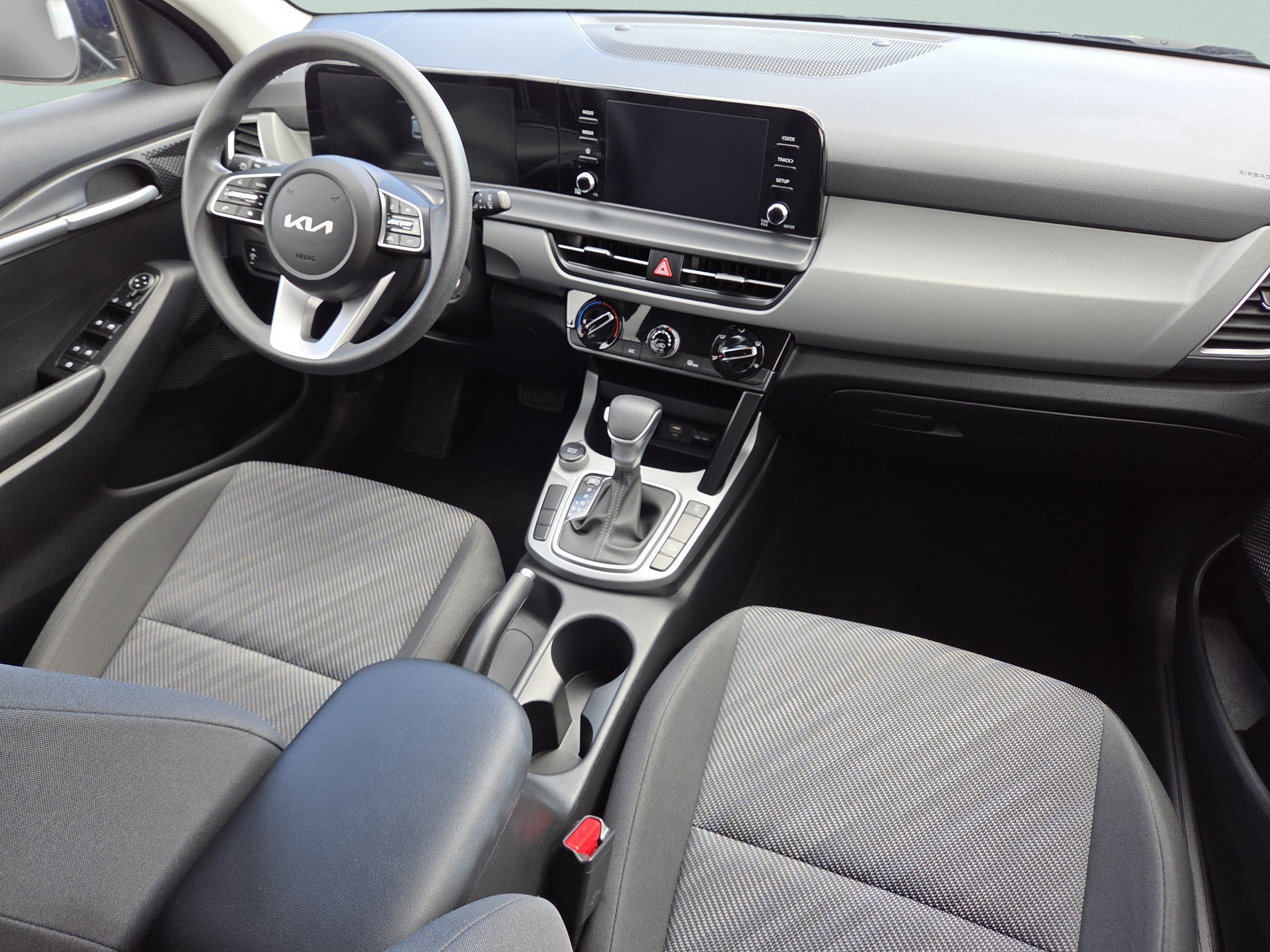 Used 2026 Kia Seltos LX AWD/4WD image 26