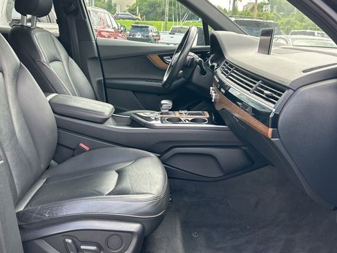 Used 2017 Audi Q7 3.0T Premium Plus AWD/4WD image 8