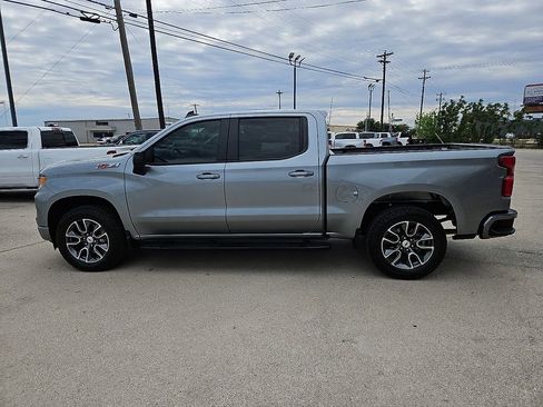 Used 2024 Chevrolet Silverado 1500 RST w/ Z71 Off-Road Package image 3