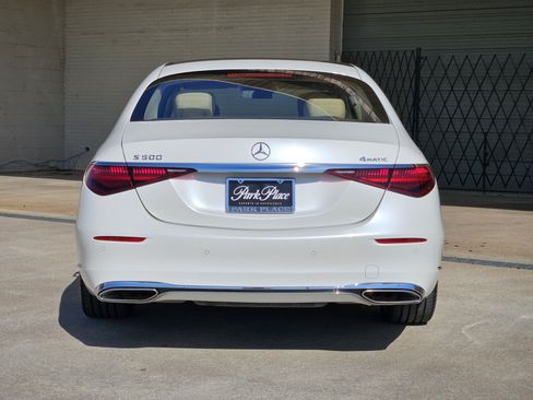 Certified 2022 Mercedes-Benz S 500 4MATIC image 7