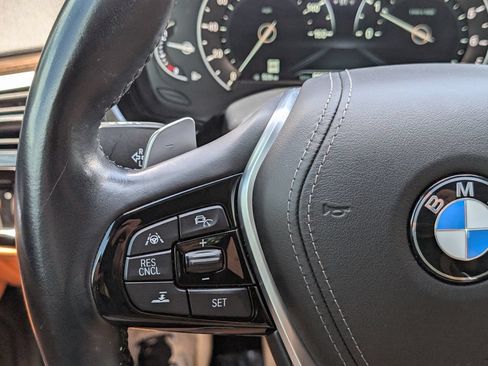 Used 2019 BMW 530i xDrive AWD/4WD image 27