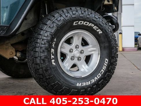 Used 2005 Jeep Wrangler Sport w/ 30" Tire & Wheel Group AWD/4WD image 9