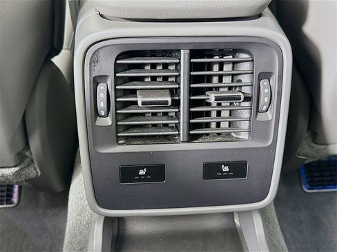 Used 2022 Porsche Taycan 4 Cross Turismo image 26