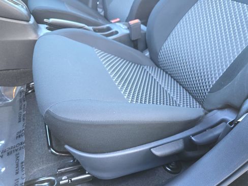 Used 2024 Nissan Versa S w/ S Plus Package image 34