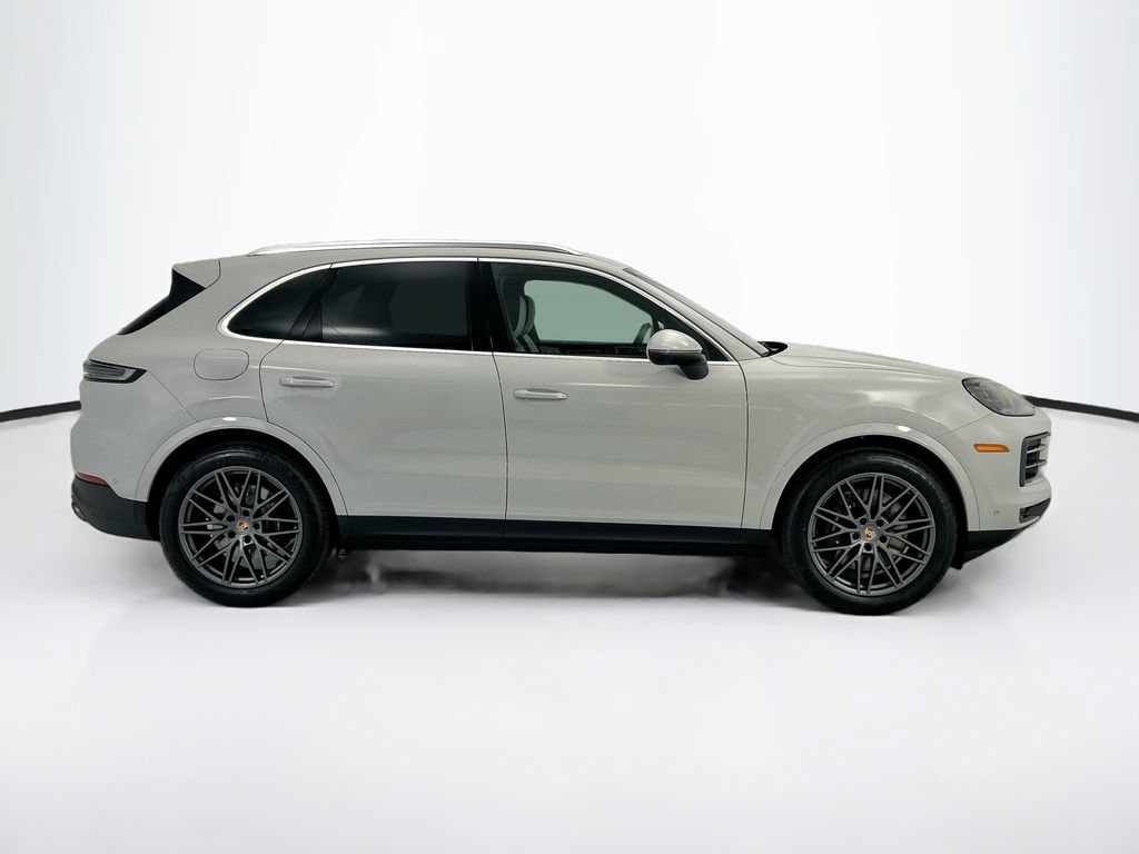 Used 2026 Porsche Cayenne AWD/4WD image 8