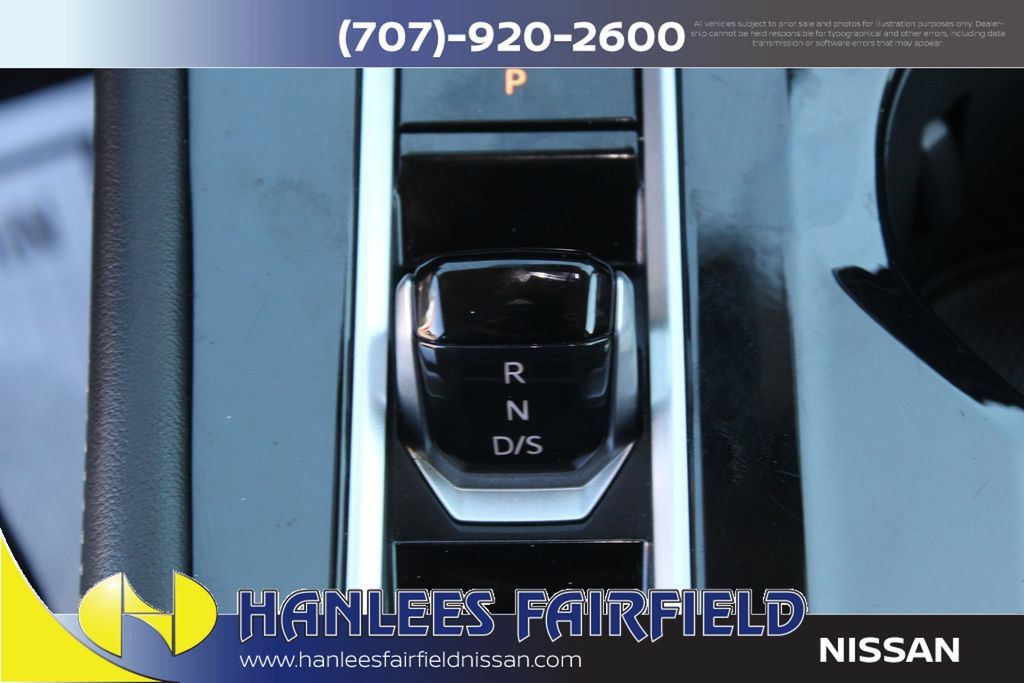 Used 2025 Volkswagen Atlas SE FWD image 23
