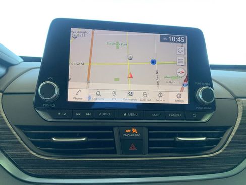 Used 2019 Nissan Altima 2.5 SL FWD image 16