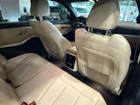 Used 2020 BMW 330i Sedan w/ Driving Assistance Package image 28