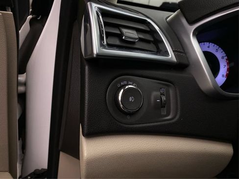 Used 2010 Cadillac SRX Premium AWD/4WD image 24