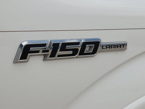 Used 2011 Ford F150 Lariat w/ Lariat Plus Pkg AWD/4WD image 8