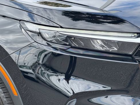 Used 2024 Honda CR-V EX-L image 10