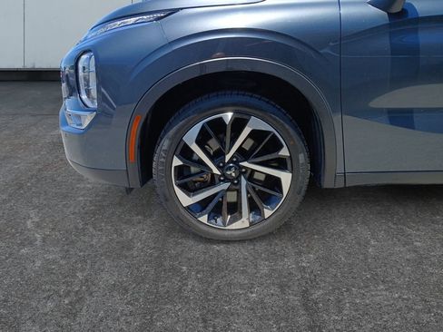 Used 2024 Mitsubishi Outlander SE FWD image 9