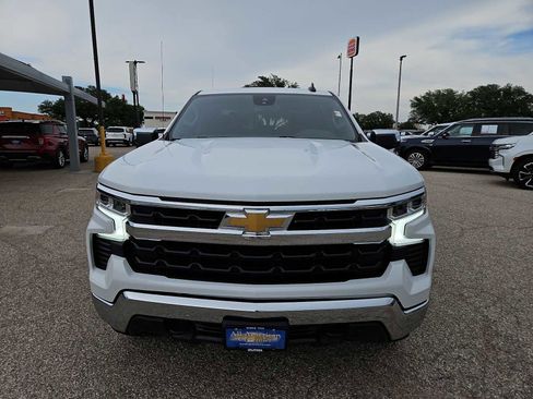 Used 2023 Chevrolet Silverado 1500 LT w/ Z71 Off-Road Package image 3