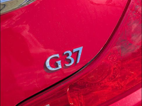 Used 2012 INFINITI G37 Journey w/ Premium Pkg RWD image 8