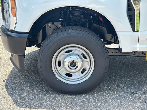 New 2026 Ford F350 XL AWD/4WD image 11