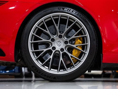 Used 2017 Porsche 911 Carrera S RWD image 42