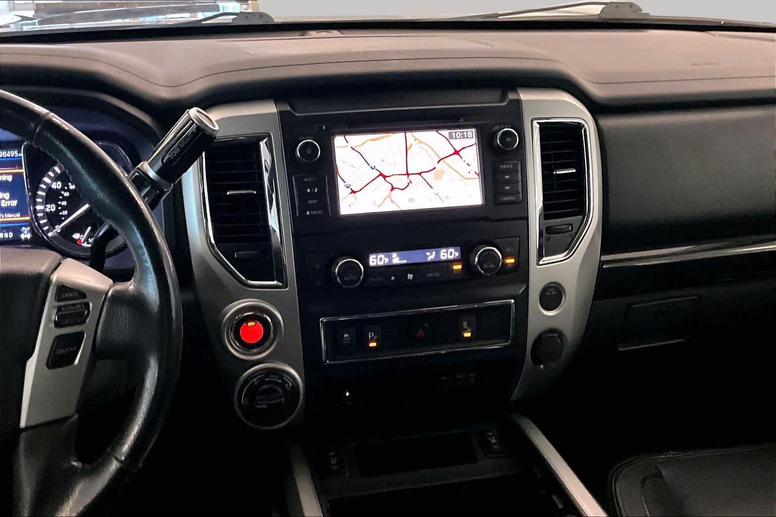 Used 2019 Nissan Titan SV w/ SV Convenience Package AWD/4WD image 6