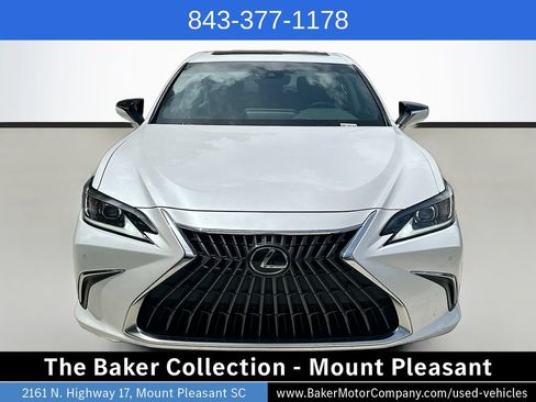 Used 2023 Lexus ES 350 w/ Premium Package FWD image 2