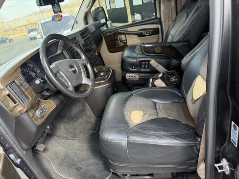 Used 2014 GMC Savana 2500 Extended image 23