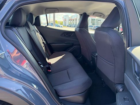 Used 2025 Toyota Prius LE FWD image 16