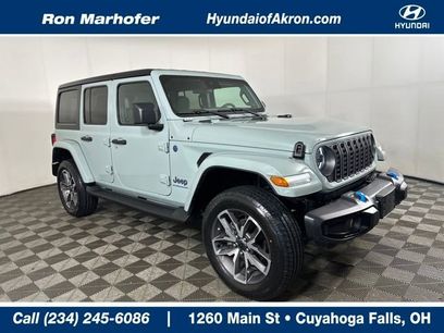 Used 2024 Jeep Wrangler Unlimited w/ Dual Top Group