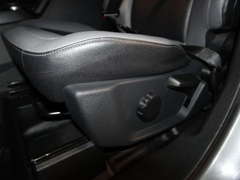 Used 2024 Ford Bronco Black Diamond image 6