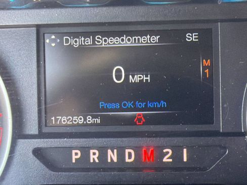 Used 2015 Ford F150 XLT w/ Equipment Group 301A Mid RWD image 22