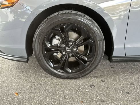 Used 2025 Honda Accord SE image 10