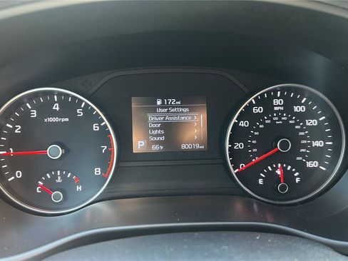 Used 2022 Kia Sportage Nightfall Edition image 10