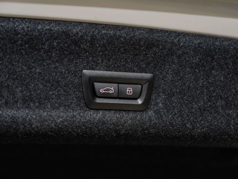 Used 2025 BMW 330i xDrive Sedan w/ M Sport Package image 58