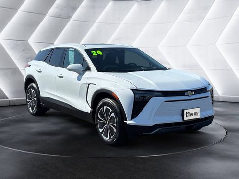 Certified 2024 Chevrolet Blazer EV LT AWD/4WD image 7