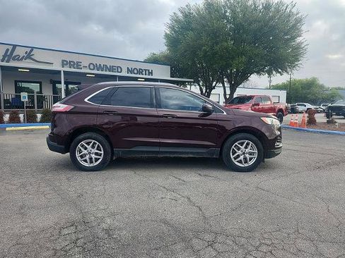 Certified 2023 Ford Edge SEL w/ Convenience Package AWD/4WD image 2