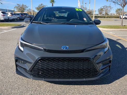 Certified 2023 Toyota Corolla SE image 9