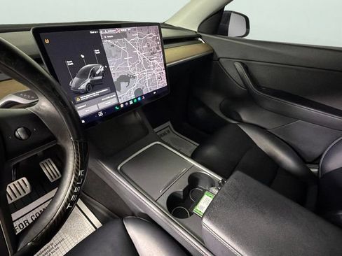 Used 2021 Tesla Model Y Performance AWD/4WD image 19