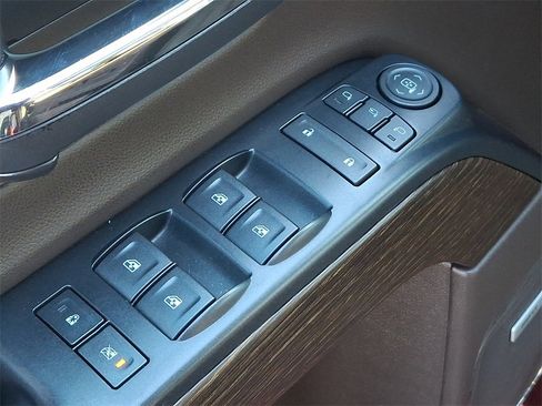 Used 2017 GMC Sierra 1500 Denali w/ Denali Ultimate Package image 30