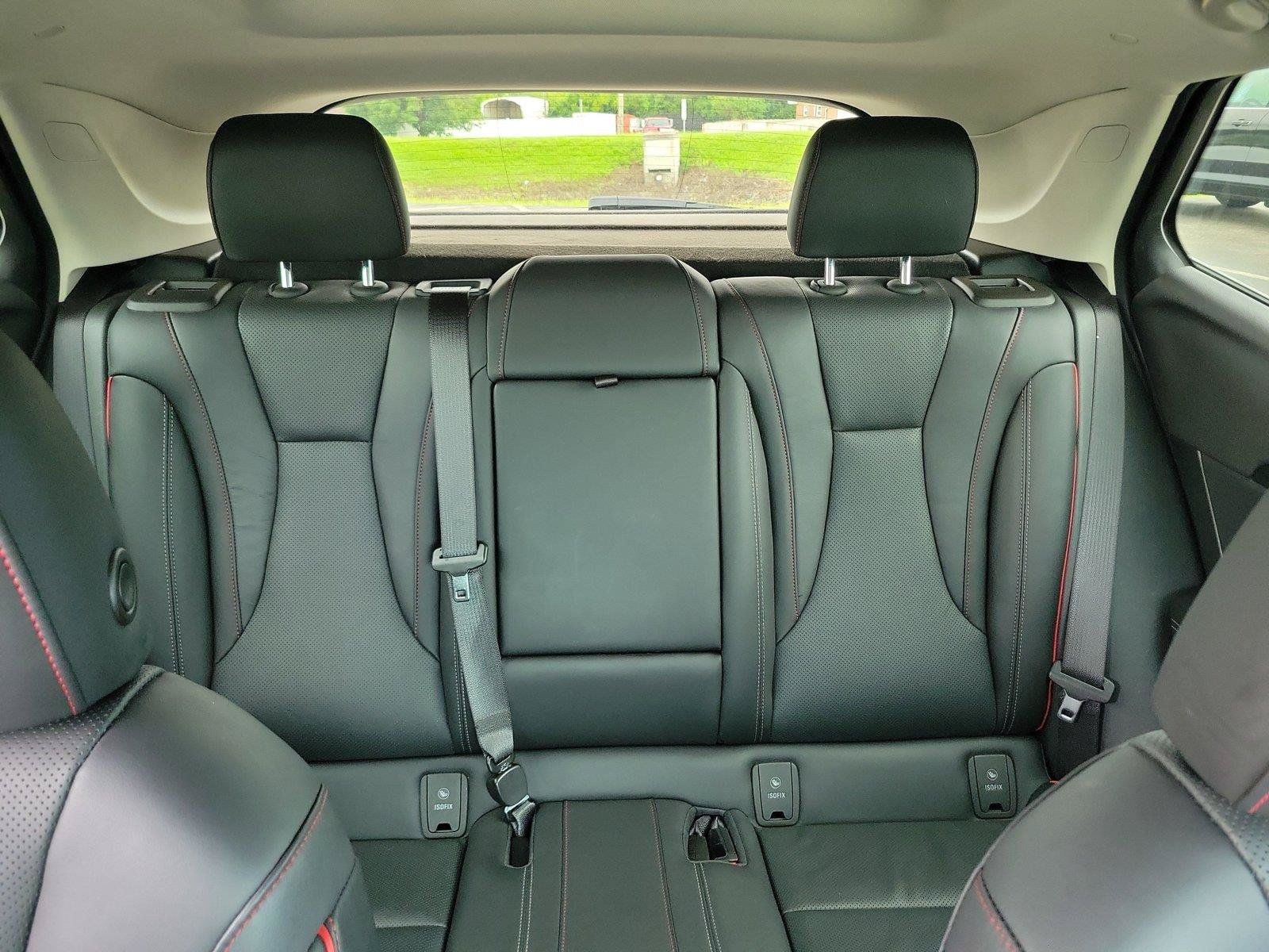 Used 2022 Buick Envision Essence w/ Technology Package I FWD image 14