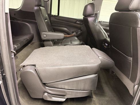 Used 2017 Chevrolet Suburban Premier image 43