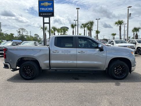Used 2023 Chevrolet Silverado 1500 LT AWD/4WD image 17