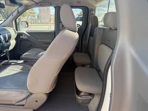 Used 2018 Nissan Frontier S image 13