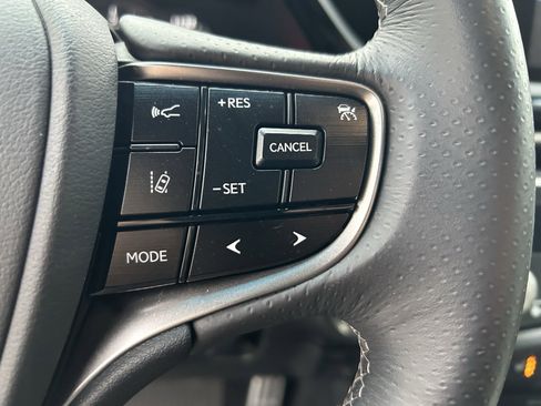 Used 2022 Lexus ES 350 F Sport w/ Accessory Package 2 image 18